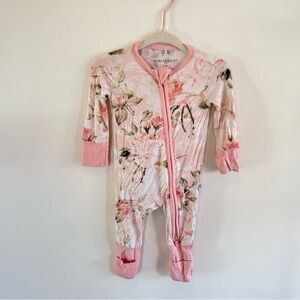 Posh Peanut Vibtage Pink Floral baby pajamas 0-3 months